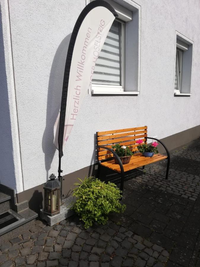 Ferienwohnungen Am Bruttiger Moselsteig 외부 사진
